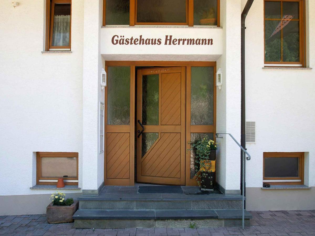 Gastehaus Herrmann 바트리폴드사우샤프바흐 외부 사진